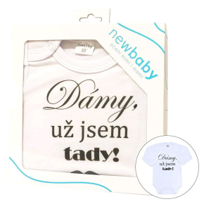 Body s potiskem New Baby Dámy, už jsem tady! - dárkové balení Bílá 62 (3-6m)