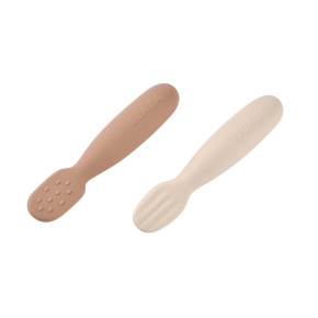 První trénovací lžičky silikonové 2 ks Praline / Clay