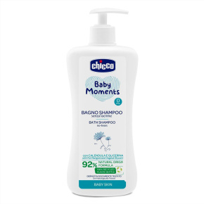 CHICCO Šampon na vlasy a tělo s dávkovačem Baby Moments 92 % přírodních složek 750 ml